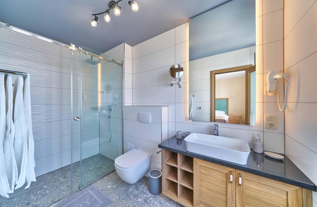 Luxury Residence Mladenka Єсенице Екстер'єр фото