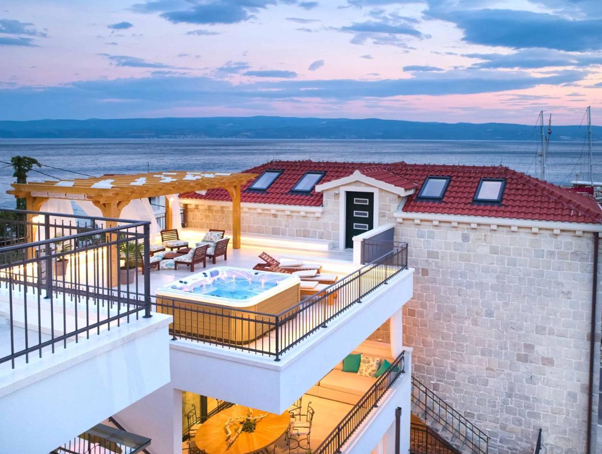 Luxury Residence Mladenka Єсенице Екстер'єр фото